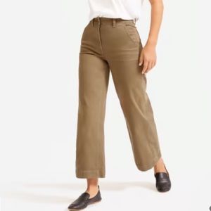 Everlane Size 0 Wide Leg crop in Carmel/brown color
